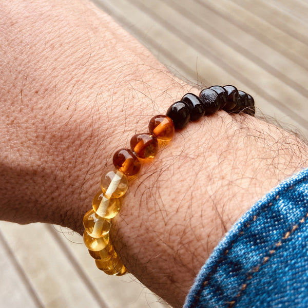 Bracelet en Ambre perles baroques dégradé de couleurs 7/8mm - Ambracelet